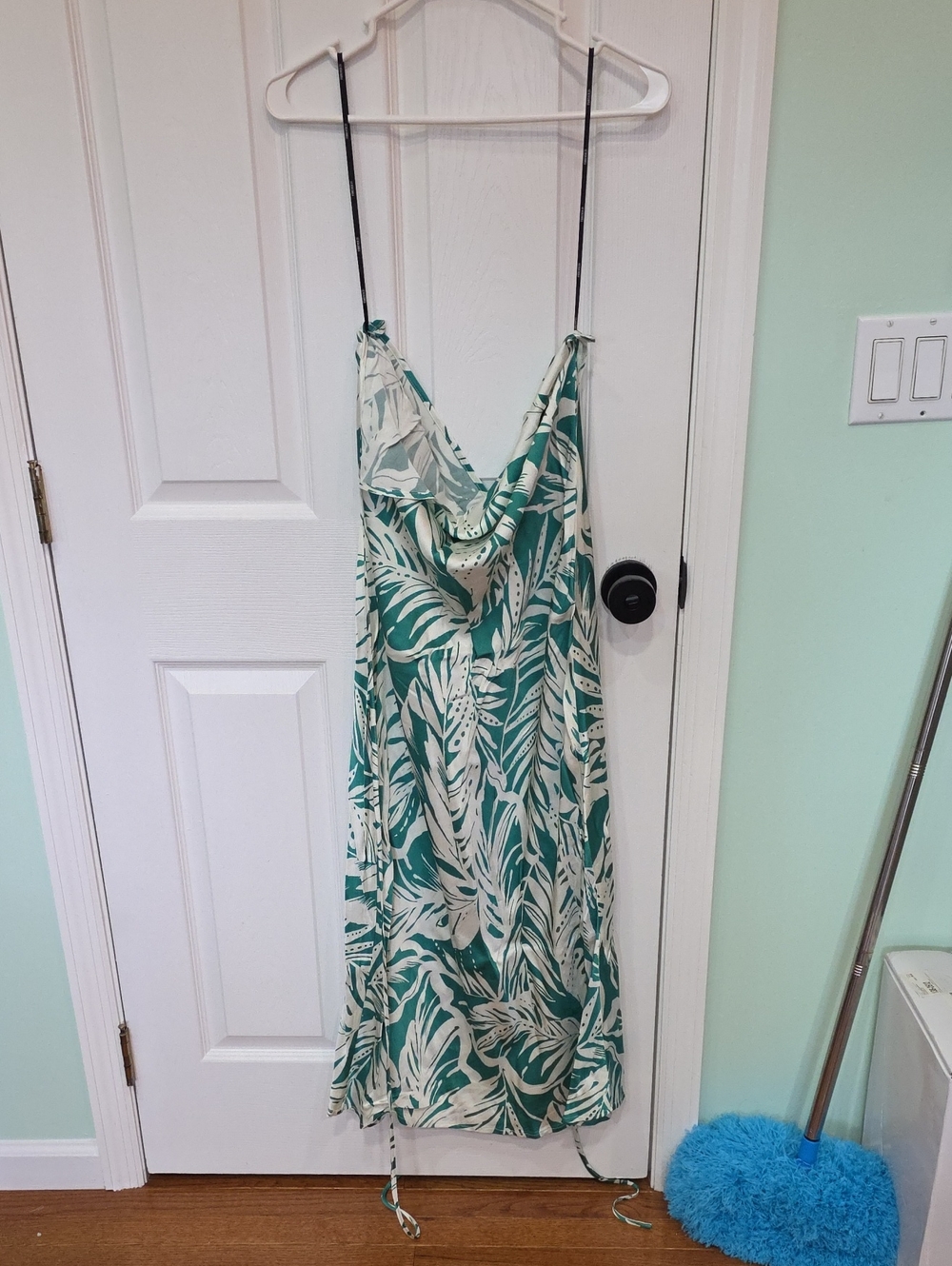Forever 21 Green and Cream Tropical Slip Midi Dress